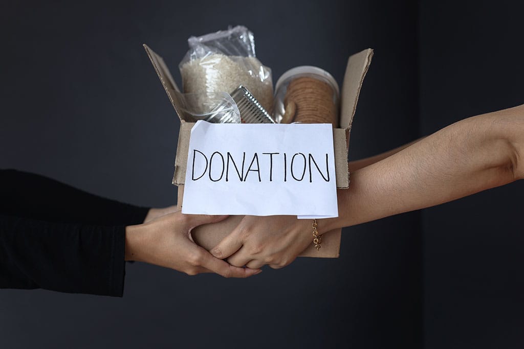 Kebaikan melalui Donasi