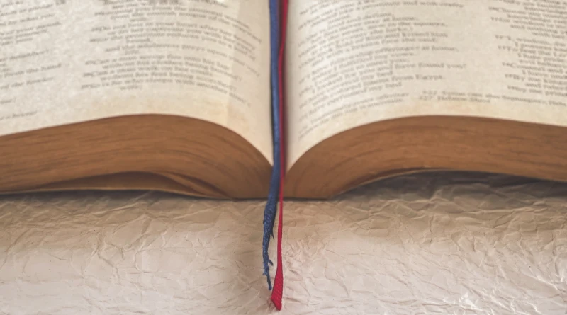 Ayat Alkitab tentang Berbagi: Menginspirasi Hidup Dermawan