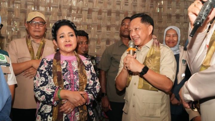 Special Plan: Mendagri-Menteri PKP tinjau program bantuan bedah rumah di Bantul