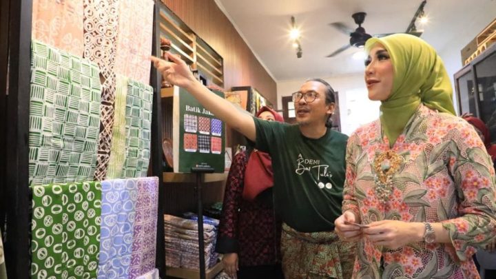 Visit Agenda: PKK Jaksel harap perajin batik Betawi mampu kuatkan identitas budaya