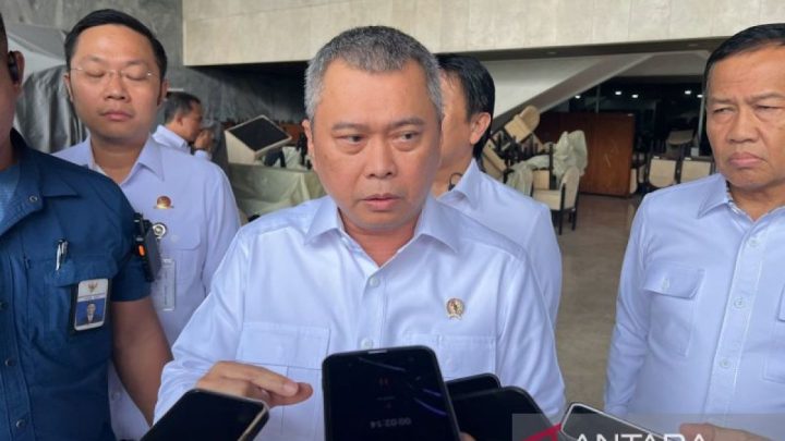 Main Agenda: Menhub: Regulasi potongan komisi ojol 8 persen difokuskan roda dua