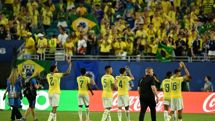 Visit Agenda: Brasil bungkam Skotlandia 3-0, Selecao juara Grup C