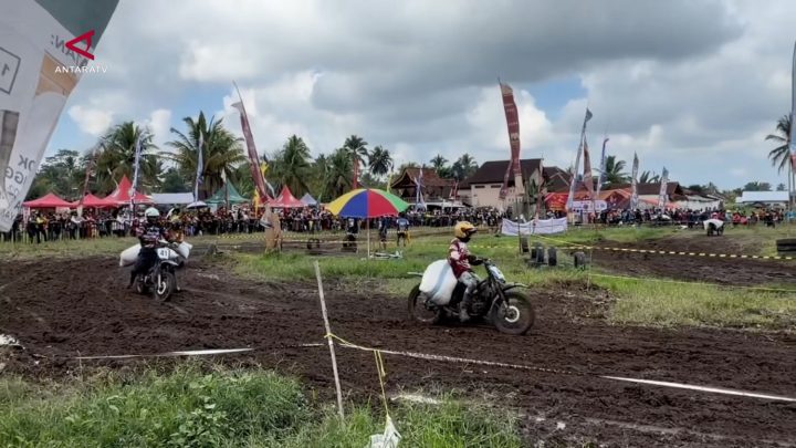 Balap ojek gabah meriahkan HUT Bhayangkara di Banyuwangi