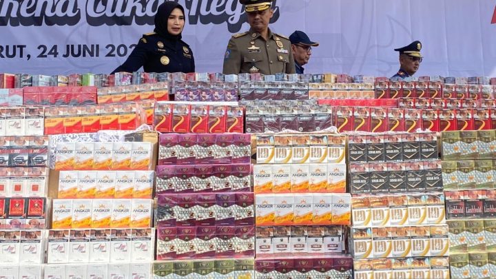 Legislator Jabar sebut pengedar rokok ilegal harus dibuat efek jera