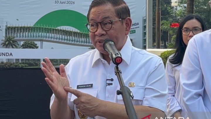 Solution For: Pramono janji pertimbangkan sungguh-sungguh tarif Transjabodetabek