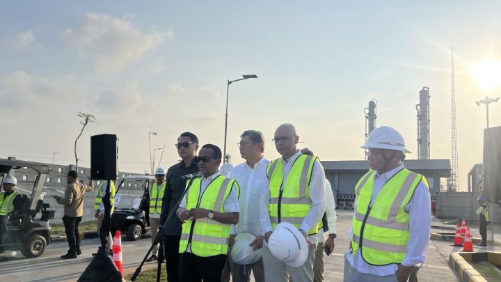 Bahlil pasok kebutuhan gas industri di Jabar dari Maluku hingga Papua