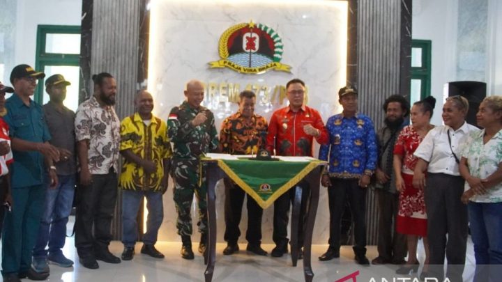What Happened During: Masyarakat adat di Nabire serahkan 50 hektare lahan untuk TNI AD