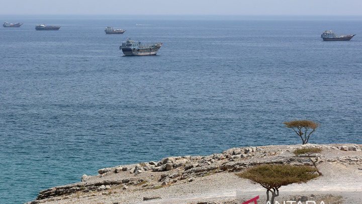 What Happened During: Media Prancis: Selat Hormuz catat lalu lintas tertinggi sejak konflik