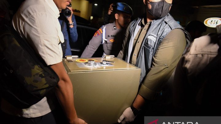 New Policy: Kemarin, Polri limpah kasus batu bara hingga Komjak tanggapi Jampidsus