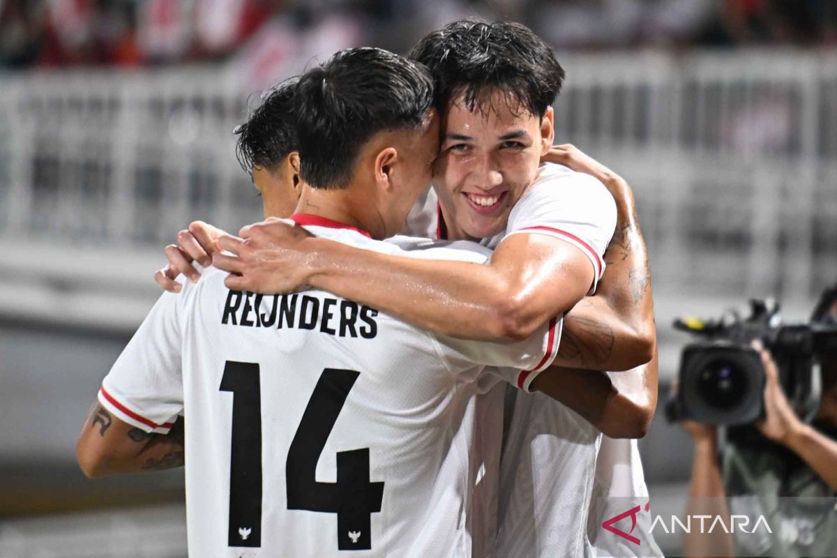 Hattrick Mitchell Baker bawa Indonesia bungkam Kamboja 5-1