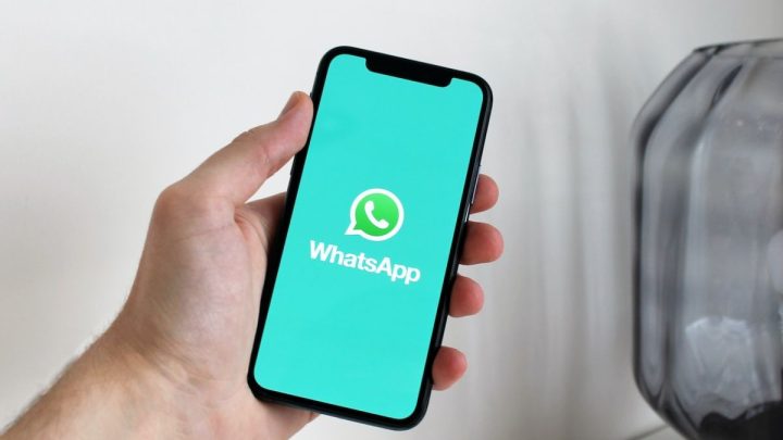 Official Announcement: WhatsApp uji coba indikator titik hiijau untuk kontak “online” di iOS