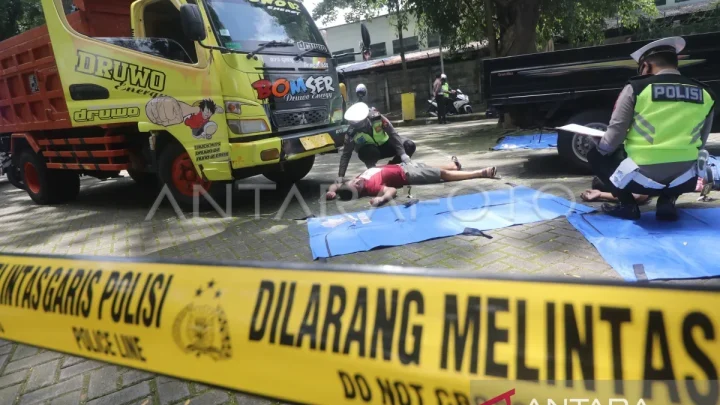 Key Issue: Anggota patroli Polda Metro gugur saat bantu pengendara di Tol Joglo