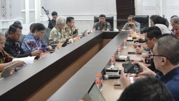 Pemkab Garut-DEN sepakat dorong optimalisasi potensi panas bumi