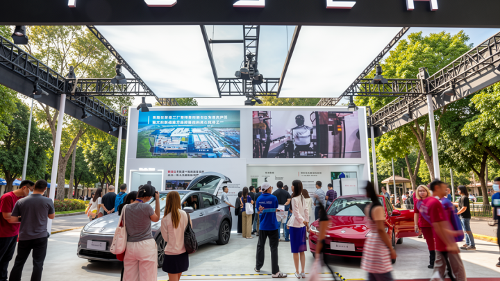 Tesla integrasikan model AI Doubao China untuk sistem kendaraannya