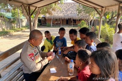 Polri gelar “trauma healing” bagi anak pengungsi gempa di Manggarai