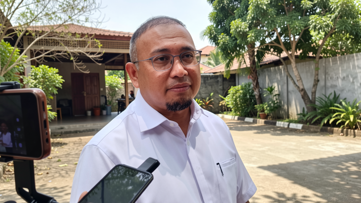 Komisi VI DPR minta warga tak resah soal rekening aktivis diblokir